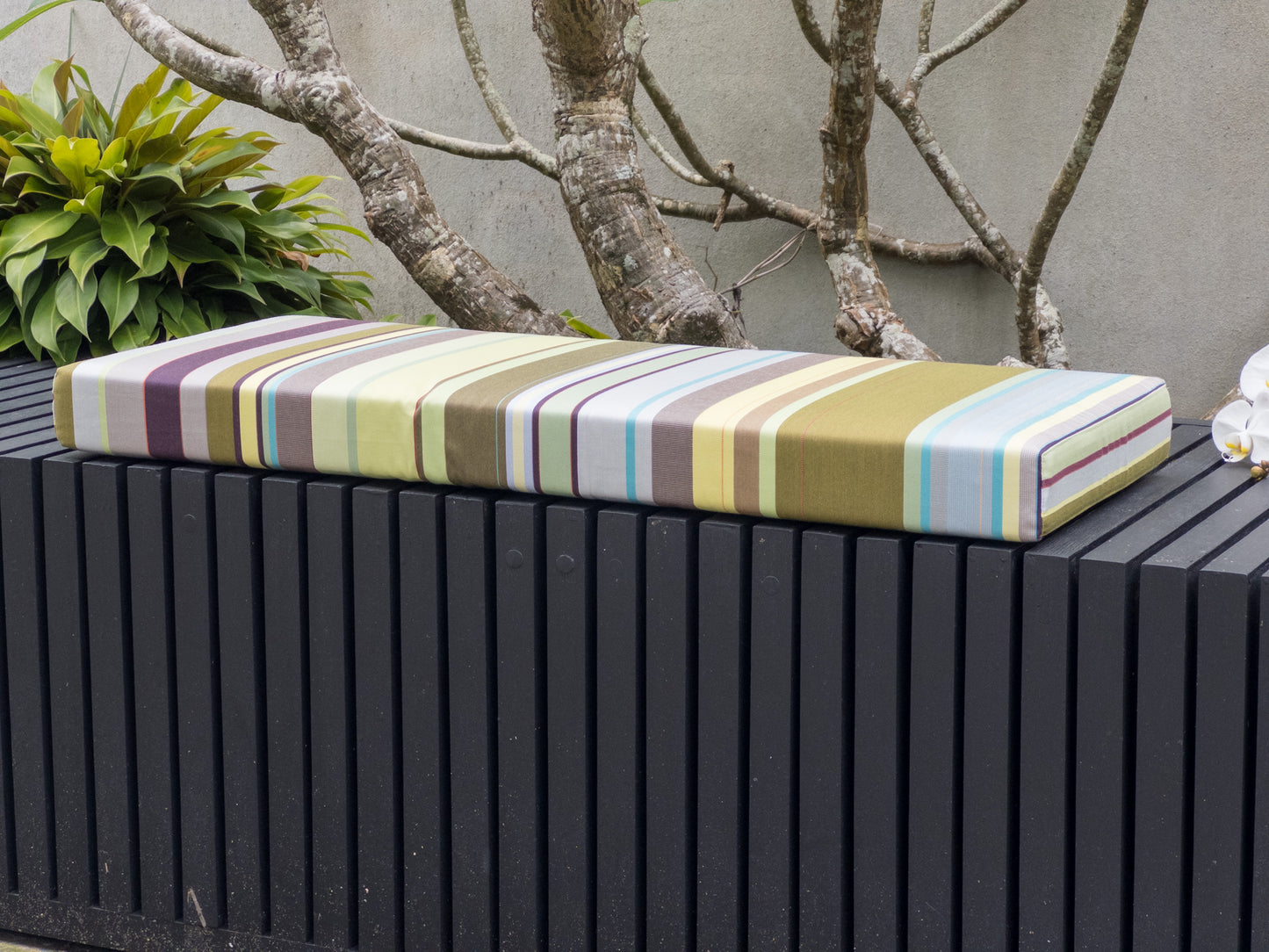 Outdoor Canvas Cushions in Les Toiles Fabric