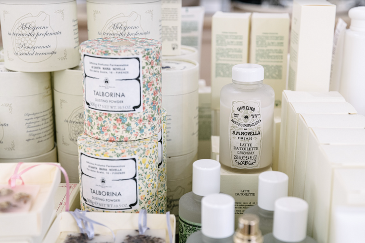 Soaps, Scents, Bubblebath, Powders & Toothpaste