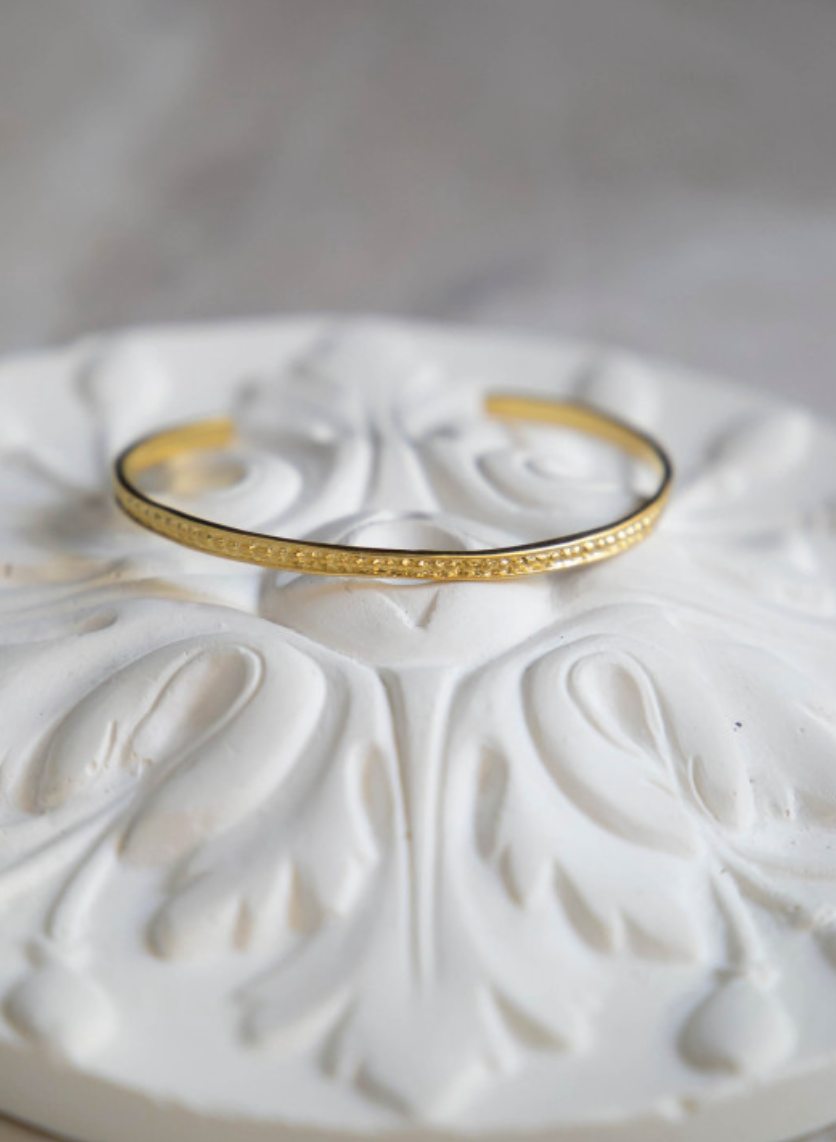 Necklaces, Earrings, Bracelets & Bangles