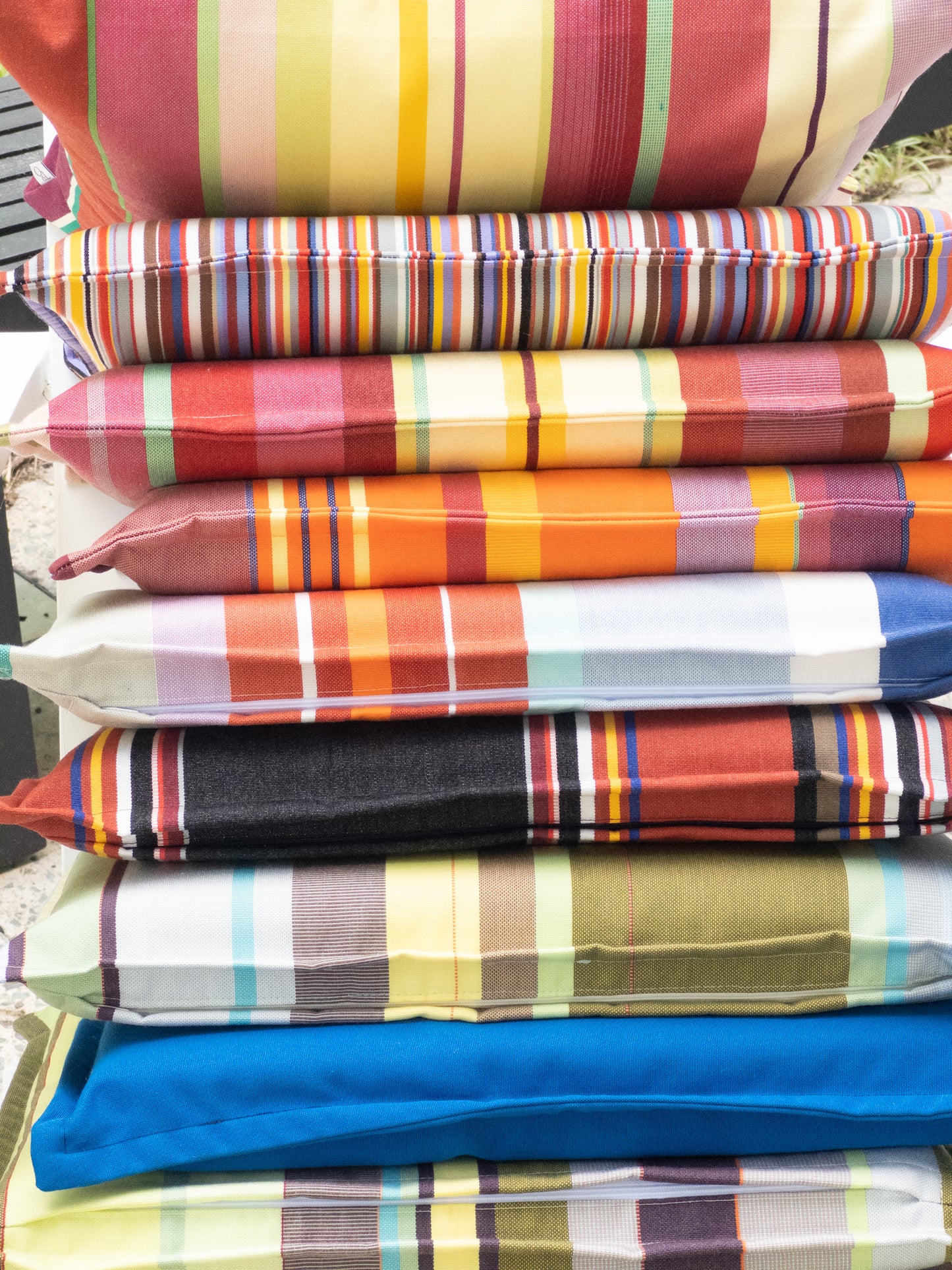 Outdoor Canvas Cushions in Les Toiles Fabric